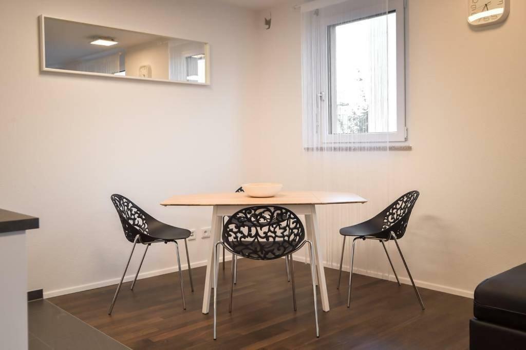 Deluxe Ferienwohnung Apartment Stuttgart Centre/Milaneo Bagian luar foto